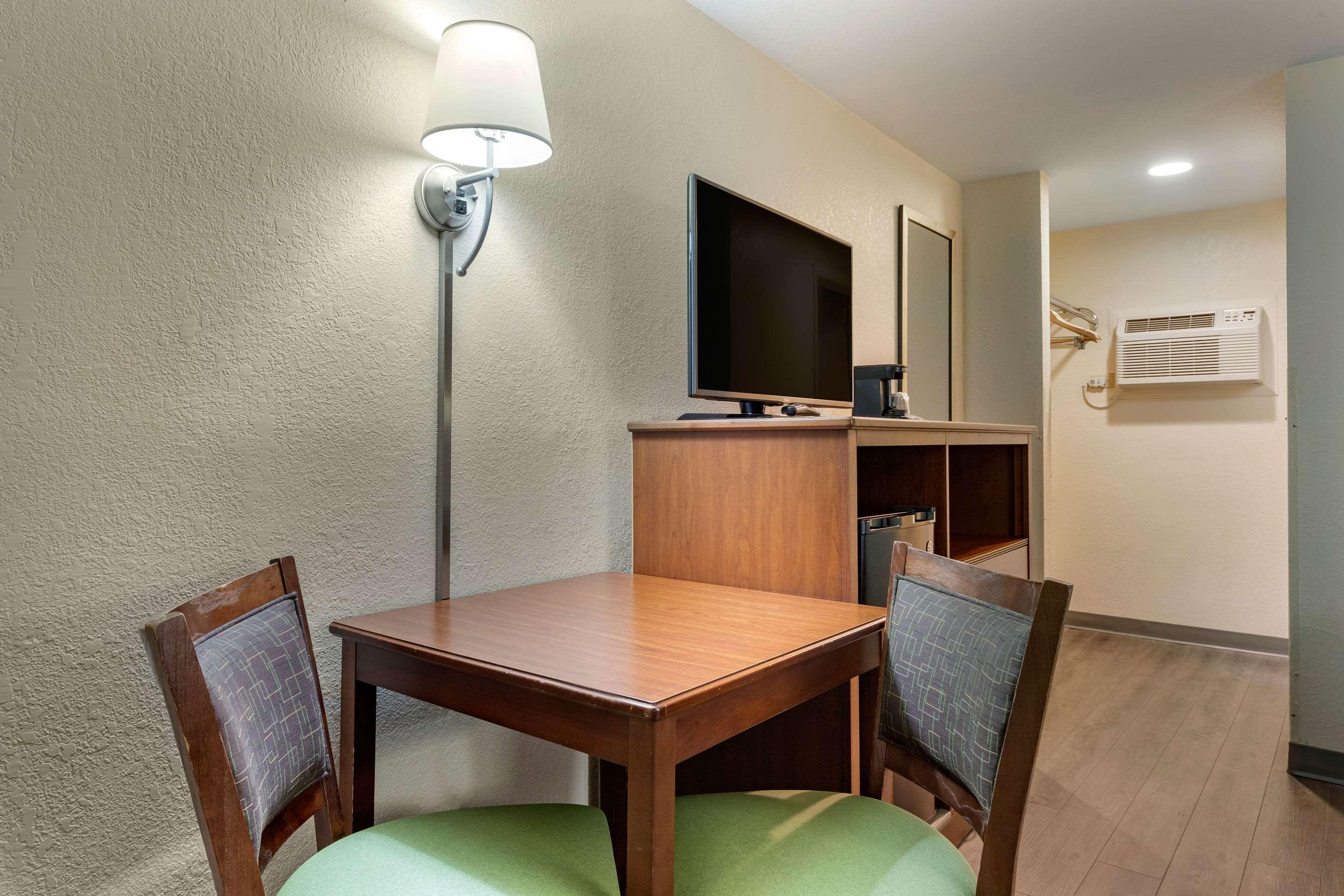 Econo Lodge Cherokee Near River Park Luaran gambar